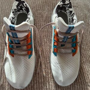 Nike Air Zoom Pegasus 38 Mfs ,White Sneakers with Orange and Blue Accents